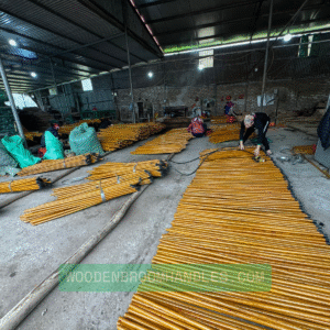 Wood-grain-broom-handle - vdex