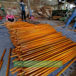 Wood-grain-broom-handle - vdex