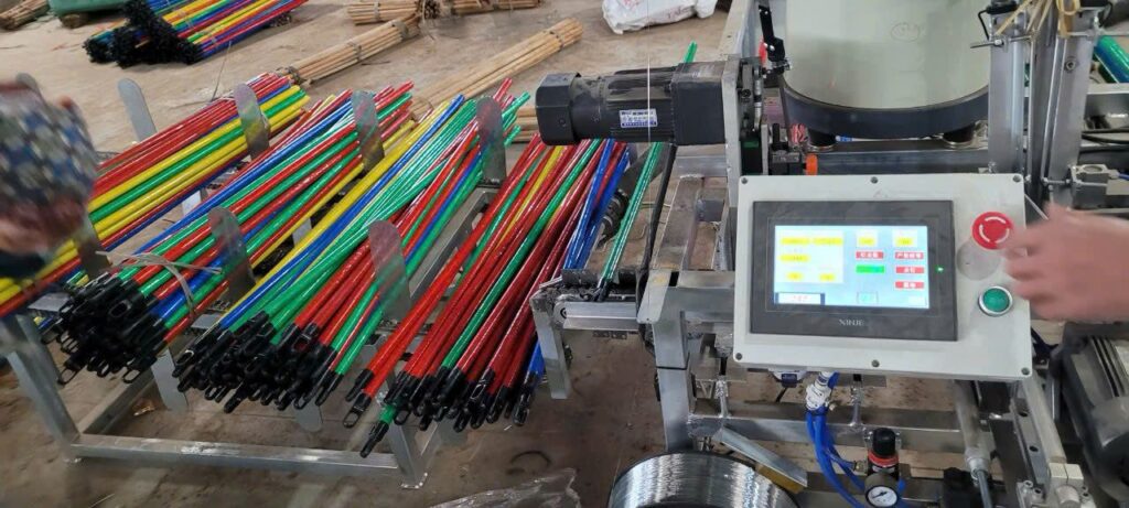 factory-wooden-broom-handles-